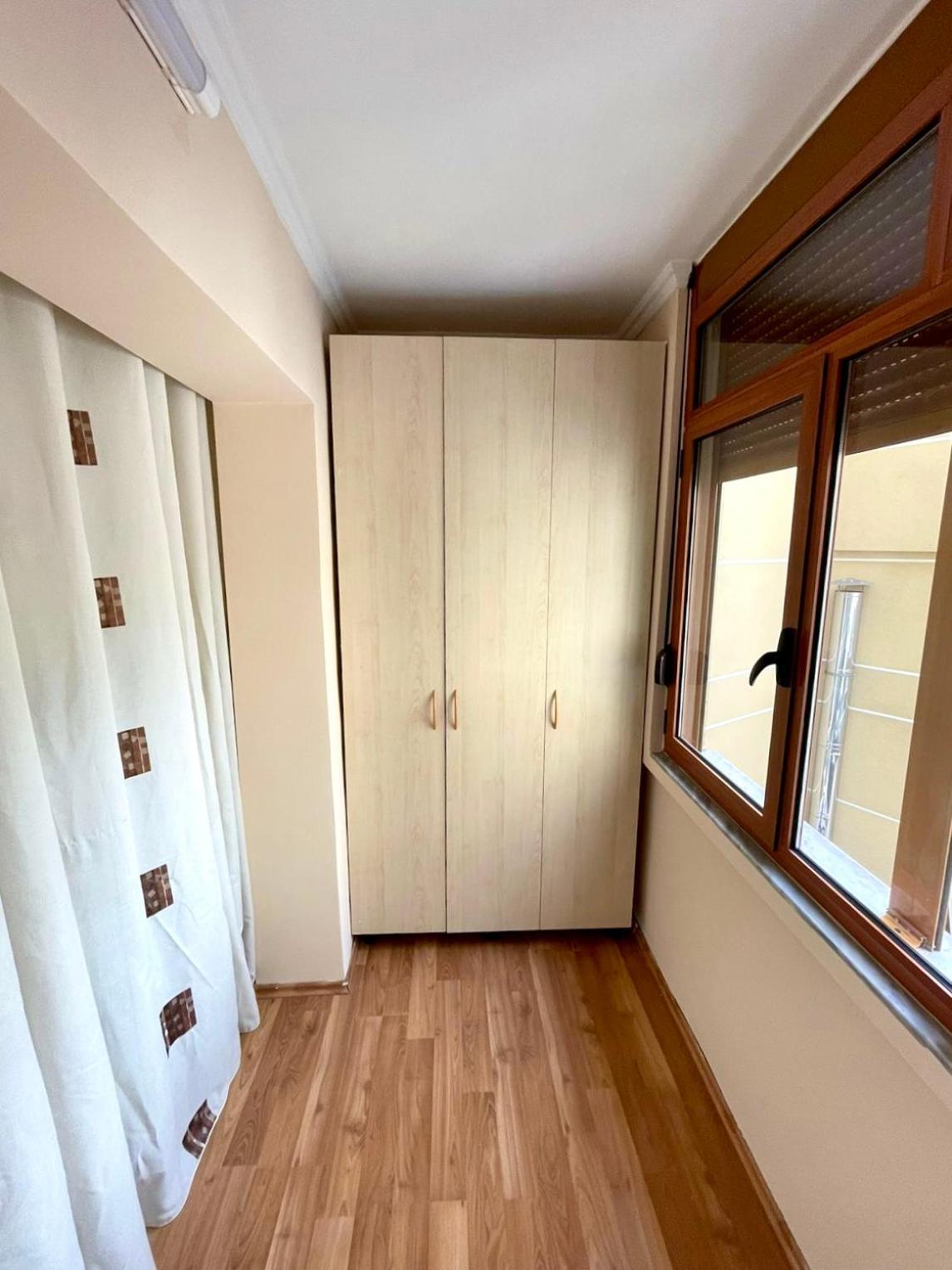 Skanderbeg Square Apartment 02 Tirana Exterior foto
